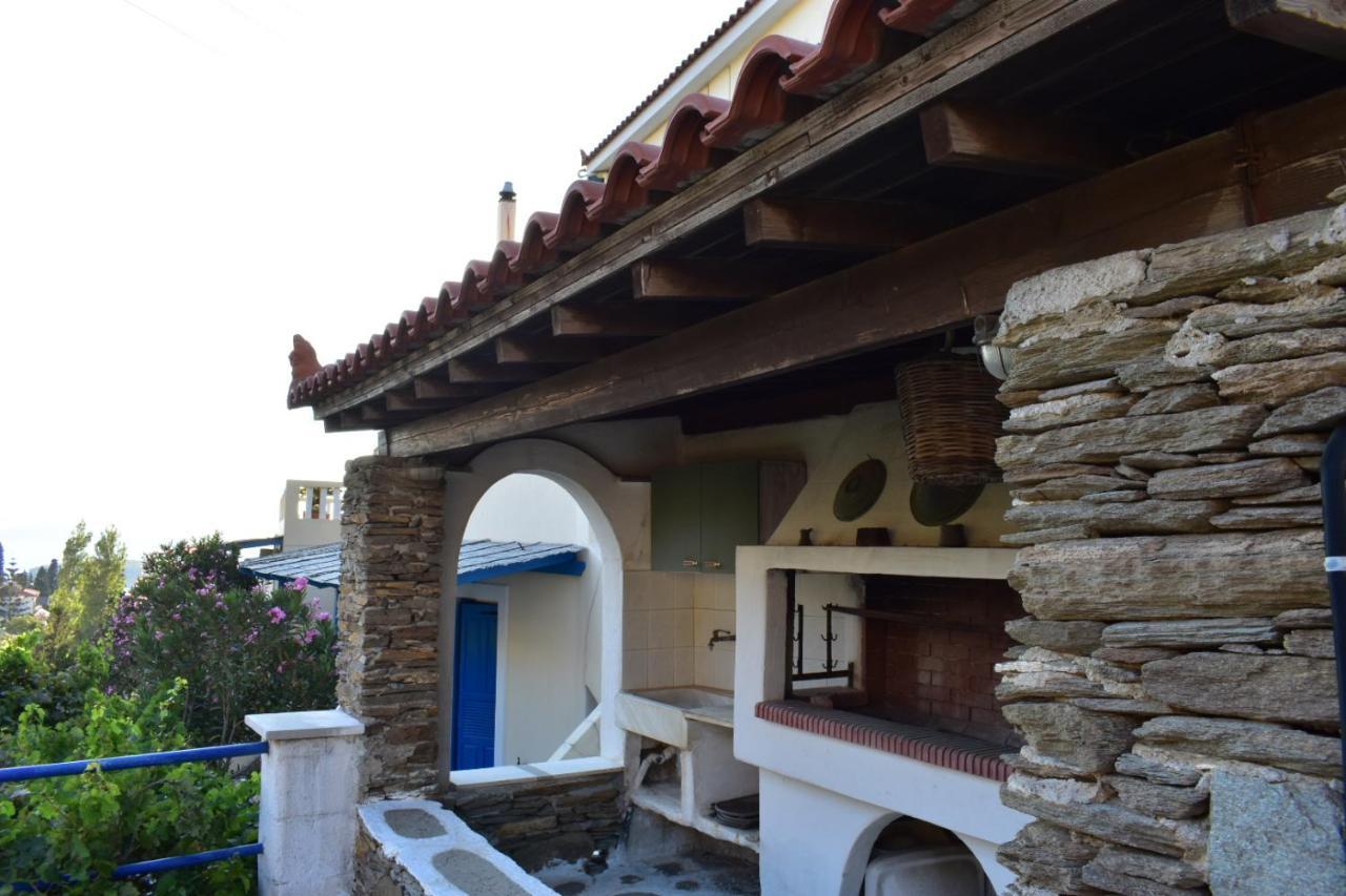3 Alpha Studios Batsi  Exterior photo